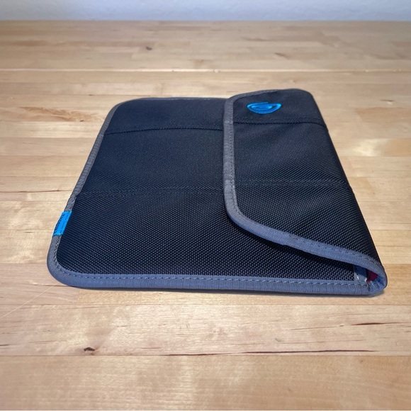 Timbuk2 iPad Envelope Sleeve - Picture 4 of 11